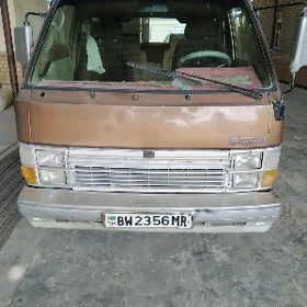 Toyota Hiace 1987