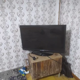 32 Telewizor