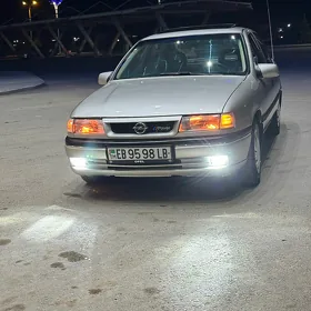 Opel Vectra 1993