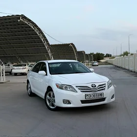 Toyota Camry 2010