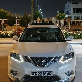 Nissan X-Trail 2015
