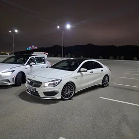 Mercedes-Benz CLA 2013