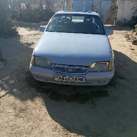 Opel Omega 1990