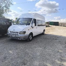 Toyota Hiace 2002