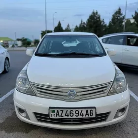 Nissan Versa 2010