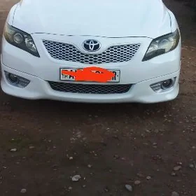Toyota Camry 2011