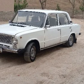 Lada 2104 1981