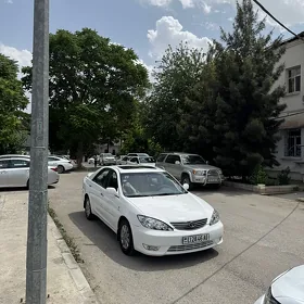 Toyota Camry 2005