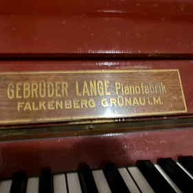 Piano