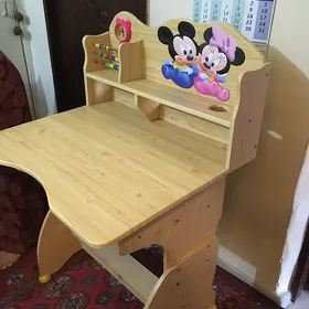 Столик школьный со стульчиком