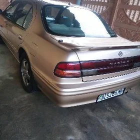 Nissan Maxima 1996