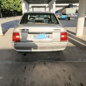 Opel Vectra 1993