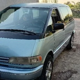 Toyota Previa 1993