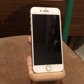 iPhone 7