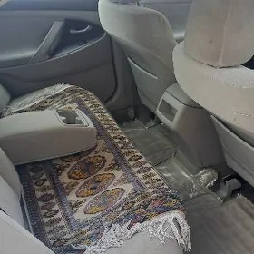 Toyota Camry 2010