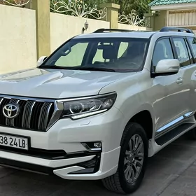 Toyota Land Cruiser Prado 2023