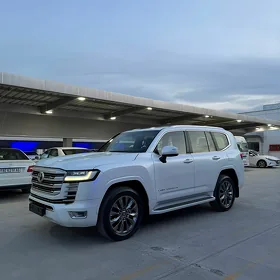 Toyota Land Cruiser 2023