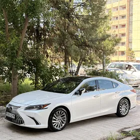 Lexus ES 350 2020