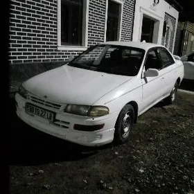 Toyota Carina 1995