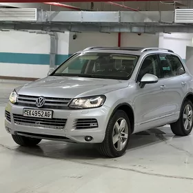 Volkswagen Touareg 2011