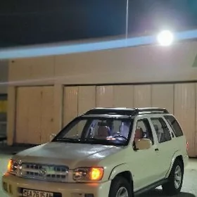 Nissan Pathfinder 2004