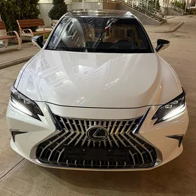 Lexus ES 350 2025
