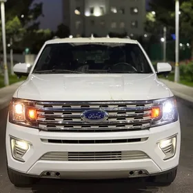 Ford Expedition 2021
