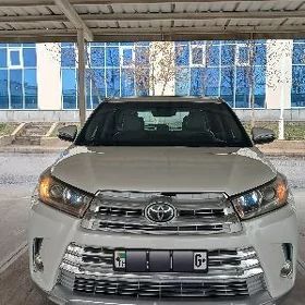 Toyota Highlander 2017
