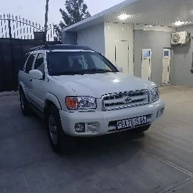 Nissan Pathfinder 2004