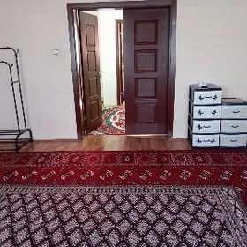 bir komnat bar