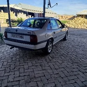 Opel Vectra 1990