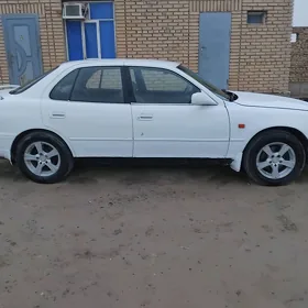 Toyota Camry 1993