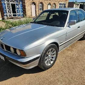 BMW 525 1992