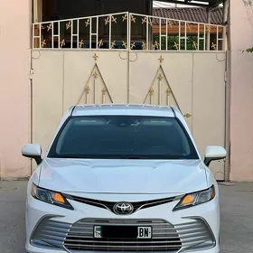 Toyota Camry 2022