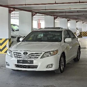 Toyota Camry 2011