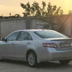 Toyota Camry 2011