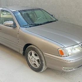 Toyota Avalon 1999