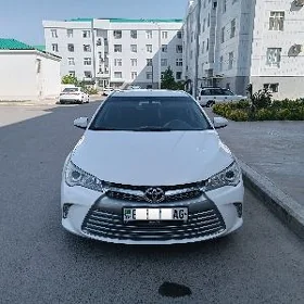 Toyota Camry 2017