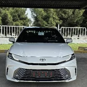 Toyota Camry 2026