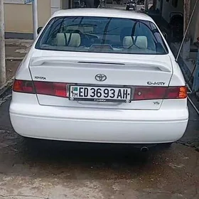 Toyota Camry 2001