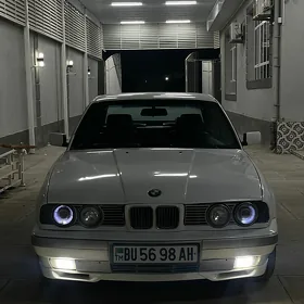 BMW E34 1990