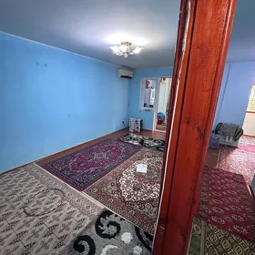 10 Mkr 4/2 etaj 1 komnat Arzan