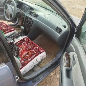 Toyota Camry 2000