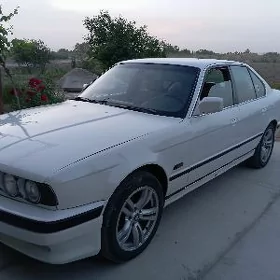 BMW 525 1990