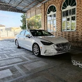 Hyundai Sonata 2021