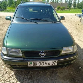 Opel Astra 1998
