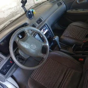 Toyota Camry 2001