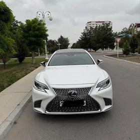 Lexus LS 500 2019
