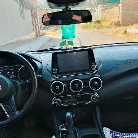 Nissan Sentra 2021