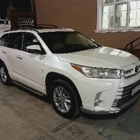 Toyota Highlander 2018